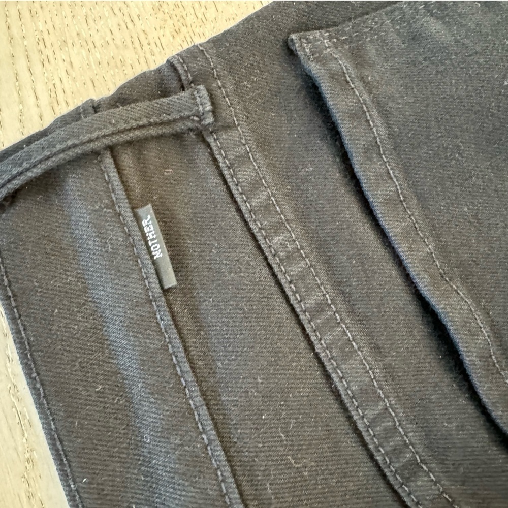 NWOT Mother The Straight Up Rambler Cargo 
Jeans Pants in Pitch size 28 - Picture 11 of 16